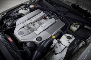 Image 73/99 de Mercedes-Benz SL 55 AMG (2005)