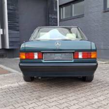 Obraz 6/8 pojazdu Mercedes-Benz 190 E 2.3 (1993)