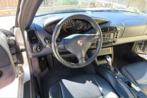 Bild 28/58 von Porsche 911 Carrera (2001)