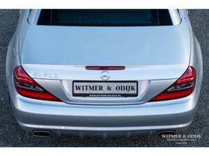 Imagen 22/36 de Mercedes-Benz SL 500 (2011)