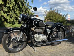 Image 7/10 of BMW R 27 (1966)