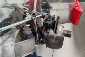 Image 33/50 of Lola T290 (1972)