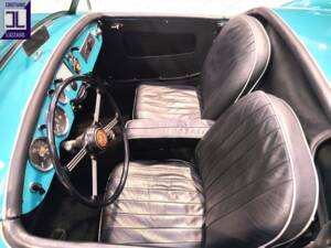 Image 24/41 of MG MGA 1500 (1958)