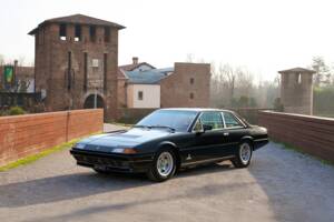 Image 6/32 of Ferrari 400 GT (1977)