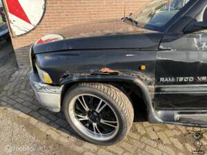 Image 23/34 of Dodge Ram 1500 (1998)