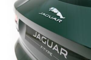 Imagen 11/48 de Jaguar F-Type P575 (2023)