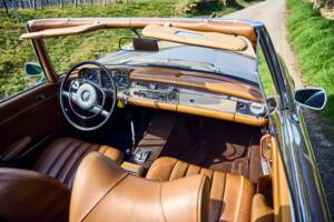 Image 6/31 of Mercedes-Benz 280 SL (1969)