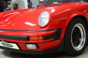 Image 13/47 of Porsche 911 Carrera 3.2 (1989)