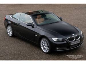 Image 2/32 de BMW 335i (2008)