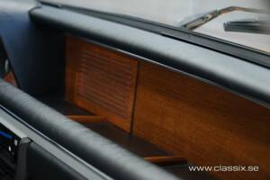 Image 29/32 of BMW 3.0 CS (1972)