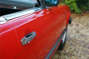 Bild 21/50 von Mercedes-Benz 500 SL (1983)