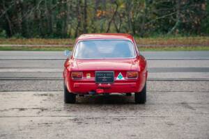 Image 4/31 of Alfa Romeo Giulia Sprint GTA (1966)