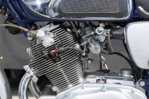 Image 33/39 of Honda CB 72 (1960)