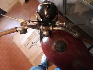 Bild 46/50 von Gilera 150 Sport (1952)