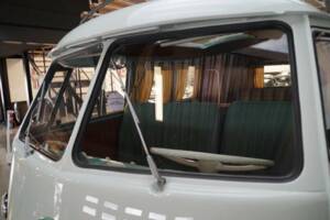 Image 50/50 of Volkswagen T1 panel van (1964)