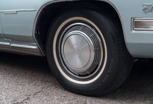 Image 14/30 of Cadillac Fleetwood Eldorado Convertible (1972)