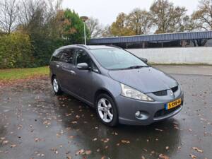 Imagen 5/16 de Mitsubishi Grandis 2.0 DI-D (2010)