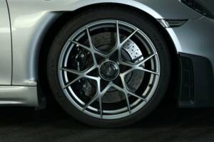 Image 30/50 of Porsche 718 Cayman GT4 RS Weissach (2023)