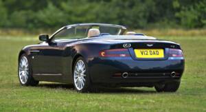 Image 13/50 of Aston Martin DB 9 Volante (2006)