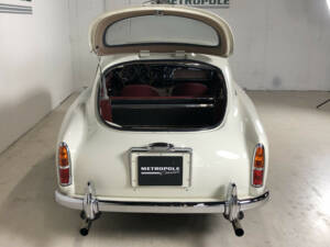 Afbeelding 15/27 van Aston Martin DB 2&#x2F;4 Mk III (1958)