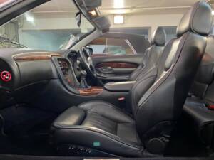 Bild 50/50 von Aston Martin DB 7 Vantage Volante (2002)
