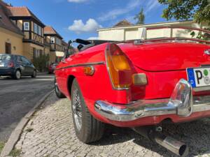 Image 14/81 de MG MGB (1976)