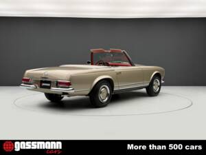 Image 7/15 of Mercedes-Benz 230 SL (1966)