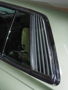 Image 14/66 of Mercedes-Benz 450 SLC (1977)