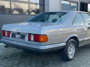Image 10/24 of Mercedes-Benz 380 SEC (1983)