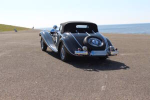 Image 4/31 of Mercedes-Benz 540 K Special Roadster (1937)