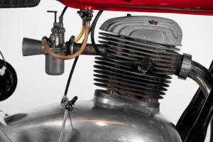 Bild 32/50 von Gilera 150 Sport (1954)