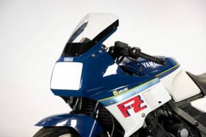 Image 49/50 of Yamaha FZ 750 (1986)