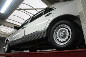 Afbeelding 9/50 van Mercedes-Benz 380 SEL (1983)
