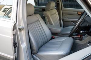 Bild 6/50 von Mercedes-Benz 500 SEL (1984)