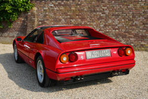 Image 36/50 of Ferrari 328 GTS (1986)