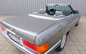 Image 87/97 de Mercedes-Benz 560 SL (1987)
