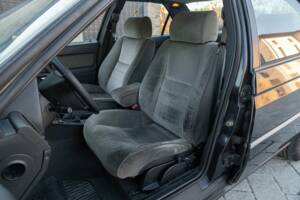 Imagen 21/49 de Alfa Romeo 164 2.0 Super (1995)