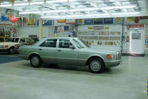 Bild 44/50 von Mercedes-Benz 300 SE (1986)