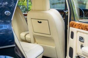 Bild 10/17 von Bentley Brooklands (1994)