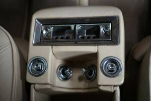 Image 28/48 of Rolls-Royce Silver Spirit (1983)