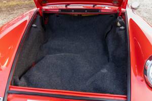 Image 26/50 of Porsche 912 (1968)