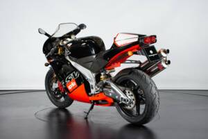 Bild 3/50 von Aprilia RSV 1000 V60 (1999)
