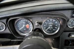 Afbeelding 10/50 van MG MGB GT (1972)