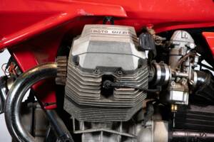 Image 16/49 de Moto Guzzi 850 LeMans (1981)