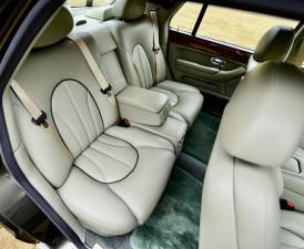 Image 12/50 of Rolls-Royce Silver Seraph (1998)