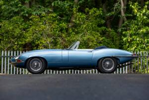 Image 31/46 de Jaguar E-Type "Lightweight" (1963)