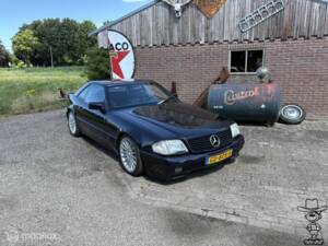 Image 3/40 of Mercedes-Benz 300 SL-24 (1990)
