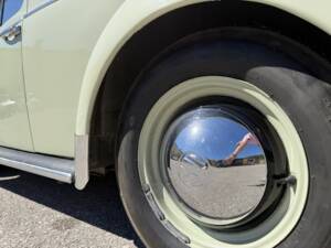 Image 13/25 de Volkswagen Coccinelle 1200 Export "Dickholmer" (1960)