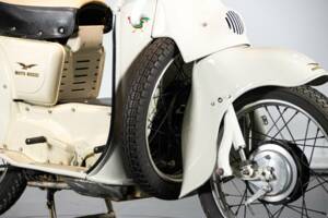 Image 34/50 de Moto Guzzi Galletto (1962)