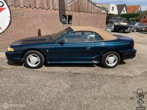 Image 6/46 of Ford Mustang (1995)
